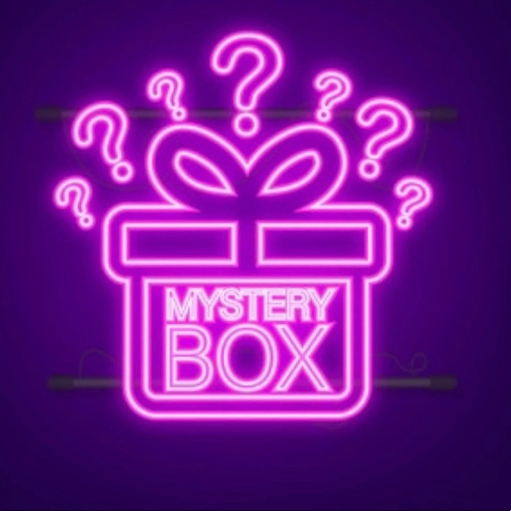 Plus size Mystery Box